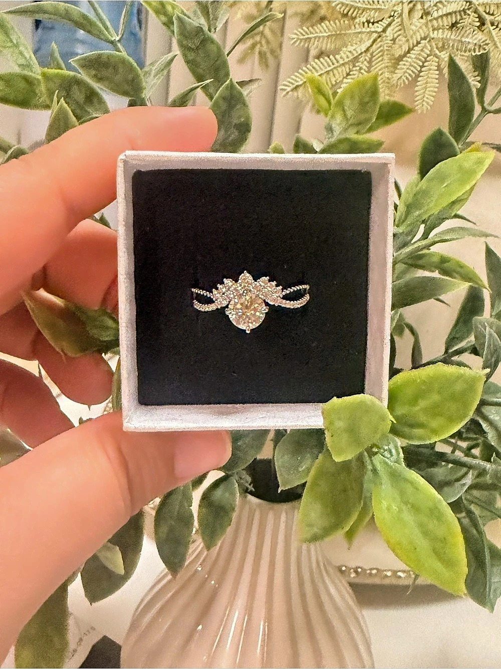 New, size 10 1 ct Moissanite engagement Ring